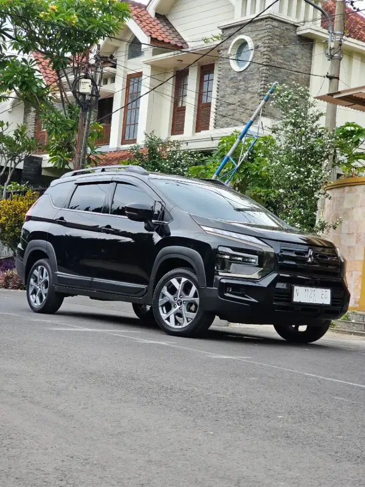 Xpander Cross premium