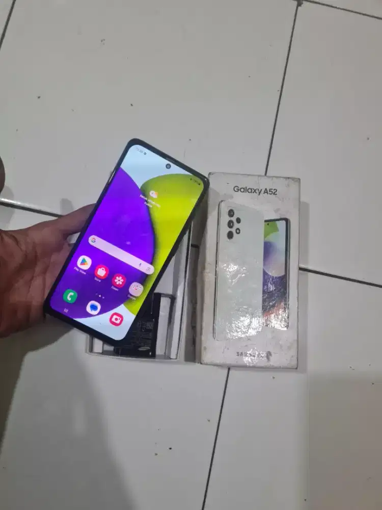 Samsung a52  ram 8/128