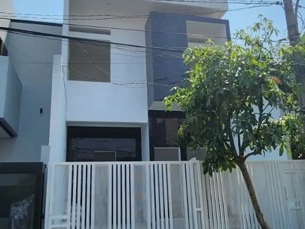 Dijual Rumah Brand New Komplek Janur Asri Uku 6x17 Strategis 3 Lantai Jln Lebar Hdp Utara