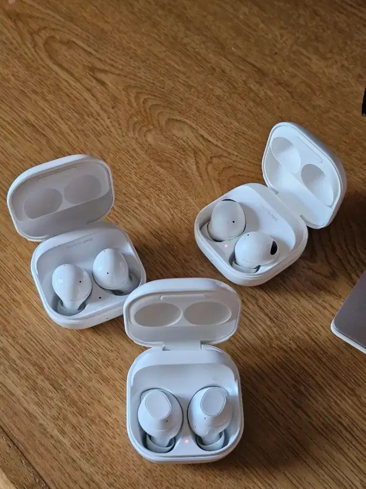 SAMSUNG GALAXY BUDS FE