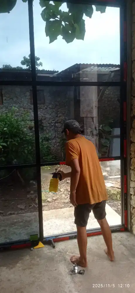 Kaca film riben kacafilm oneway & aneka stiker sandblast cutting logo