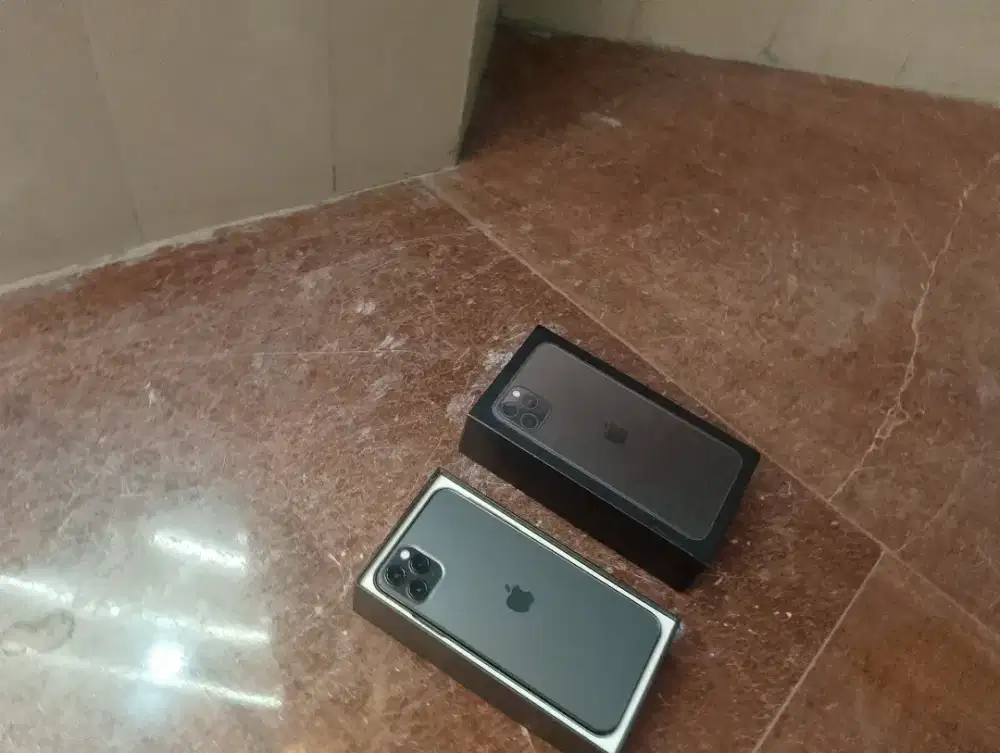 Iphone 11 pro max 256gb mau saja baru