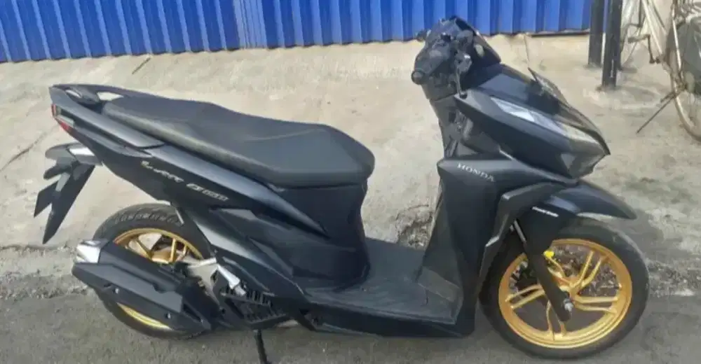 Dijual cepat motor Honda Vario 2020