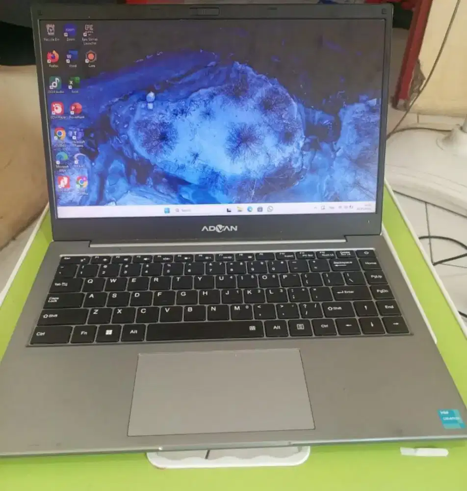 Laptop ADVAN Soulmate Celeron N4020 4/128