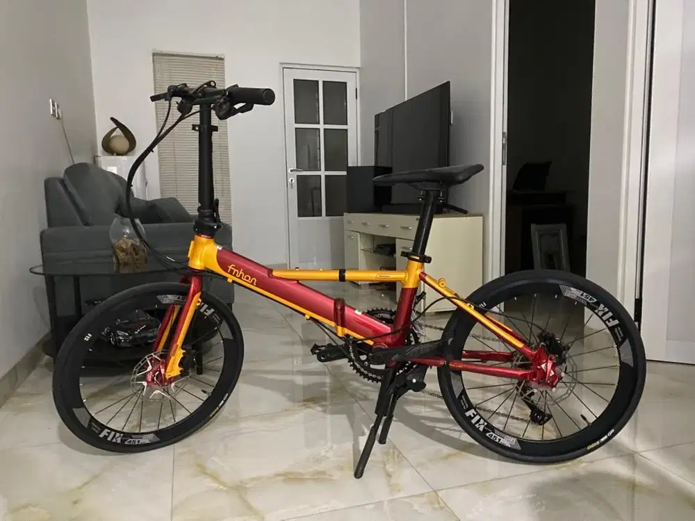 Sepeda lipat Fnhon Monsoon Red Coca Cola Murmer