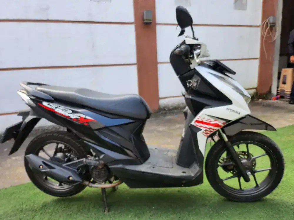 Honda beat tahun 2020