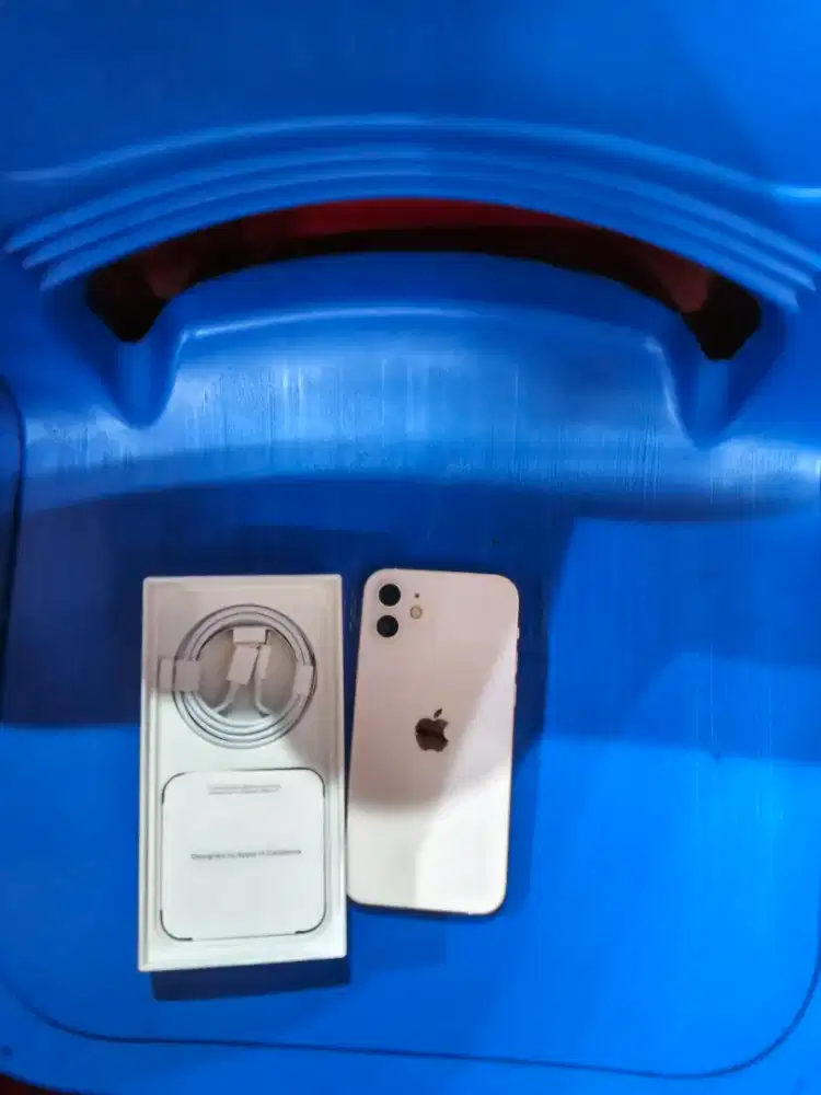 iphone 11 128gb yg ada ini saja