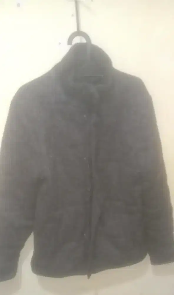 JAKET TEBAL WARNA ABU HITAM