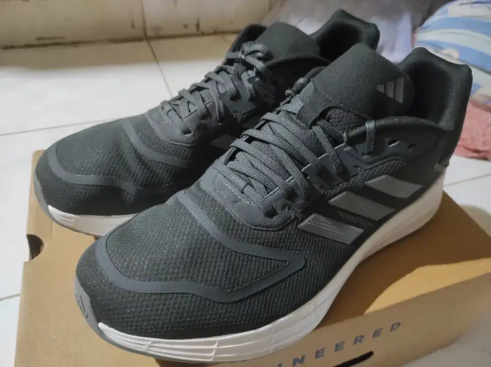 Dijual Sepatu Adidas Running Duramo 10 Men - Dark Grey (size 46)