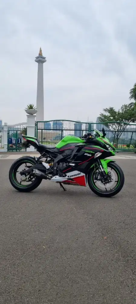 Kawasaki Ninja ZX 25 ABS