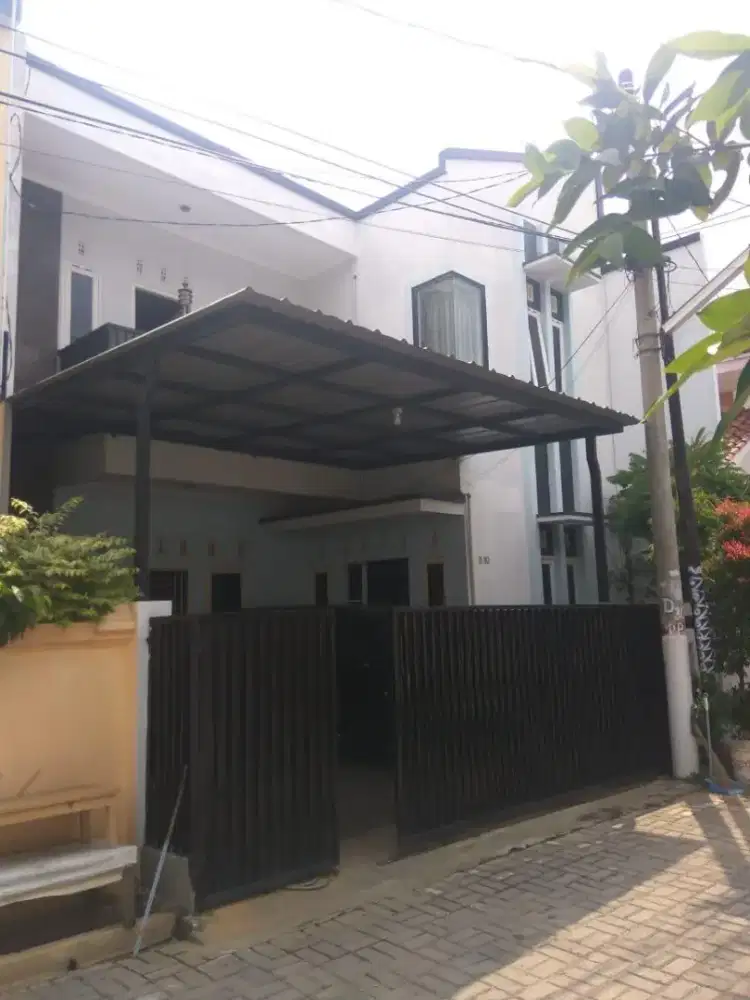 Sewa Rumah 2 Lt Komplek Batuampar Kramat Jati (condet) Jakarta Timur