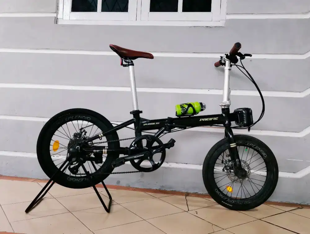 Sepeda lipat merek Pacifik splendid uk'20 hrg 1,4jt net