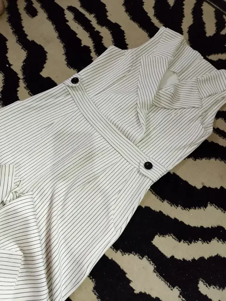 Jumpsuit Wanita Belang