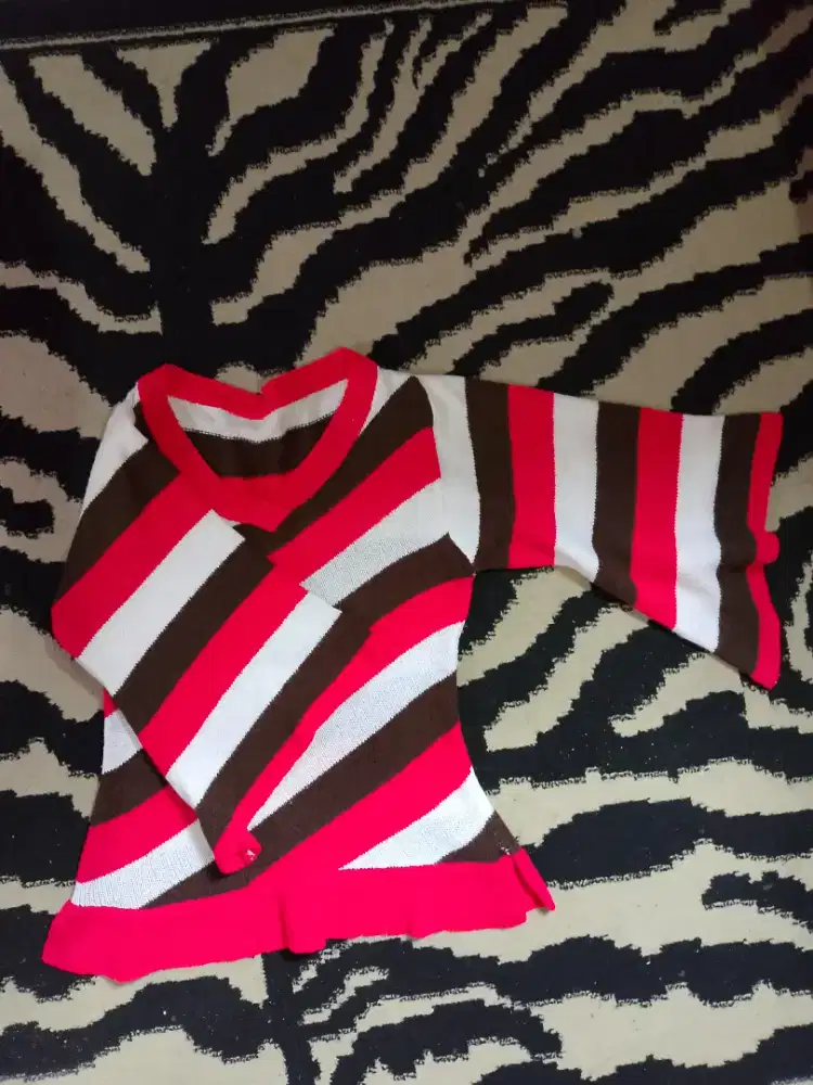 Baju Blouse Rajut Wanita Vintage