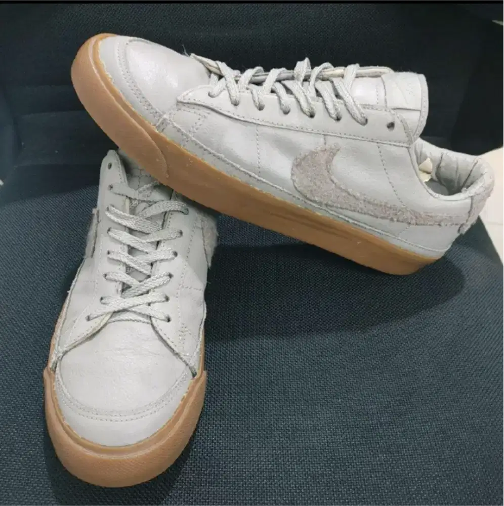 Sepatu Nike preloved size 43