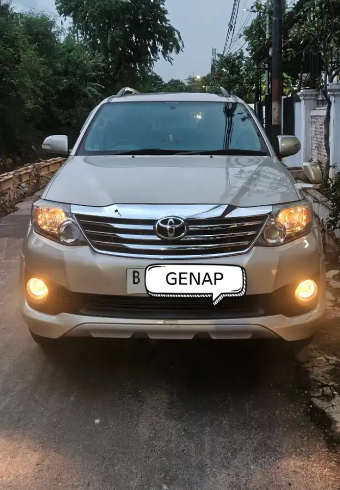 Jual Cepat Toyota Fortuner 2012 G TRD Sportivo Bensin