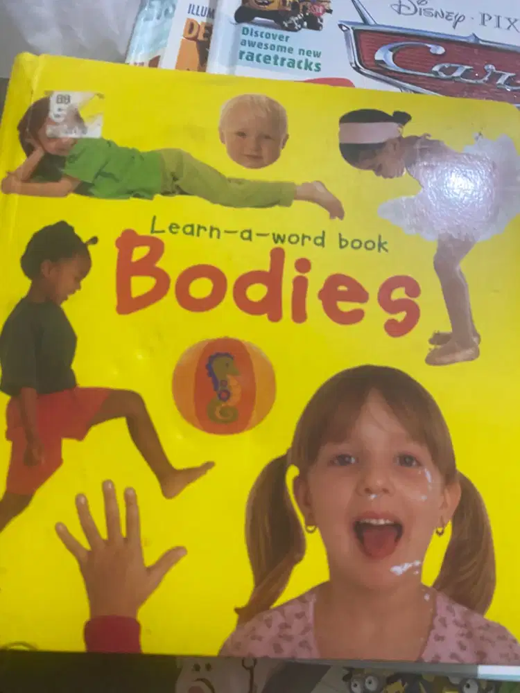 Buku buku tebal harga di atas 200 awal beli