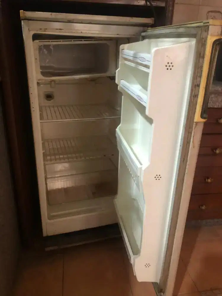 Jual kulkas bekas