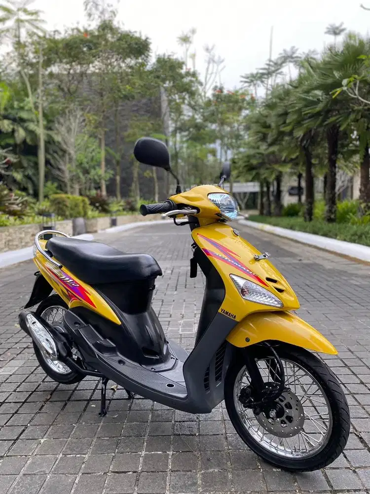 YAMAHA MIO SPORTY 2004 asli kuning