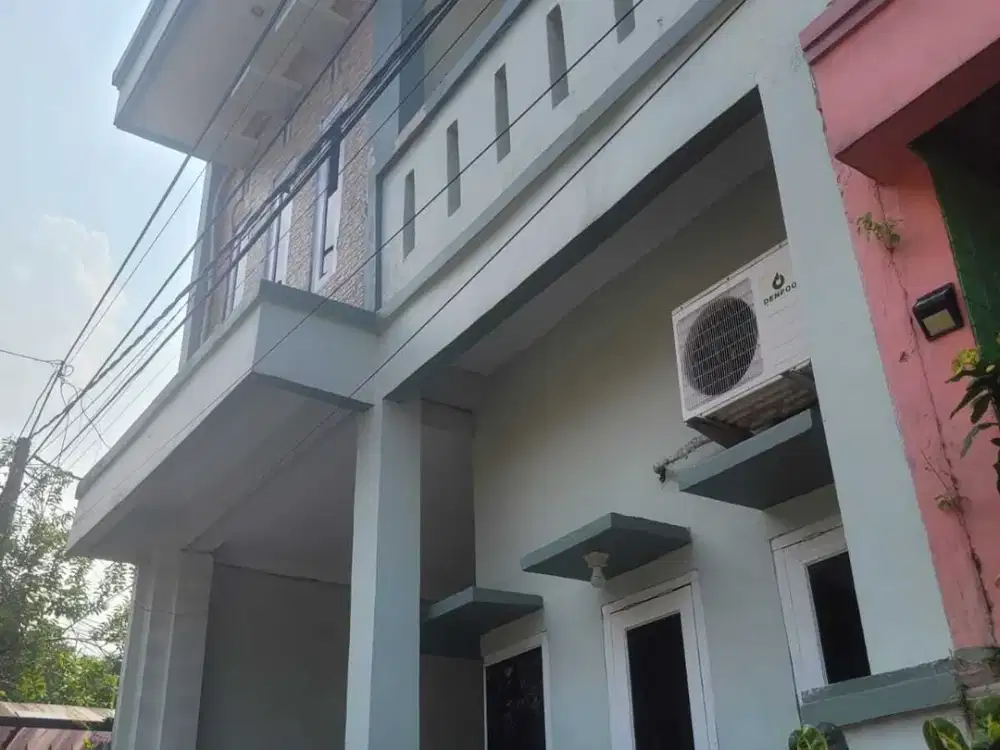 Jual rumah 2 lantai di Permata Depok, Dekat St. Citayem Depok