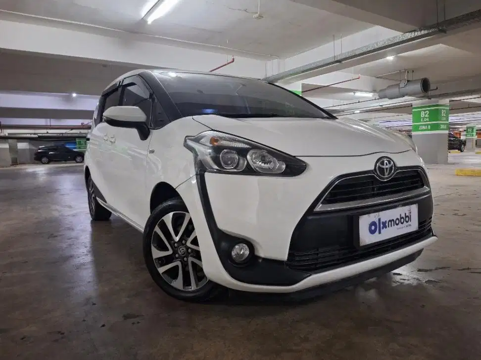 LOW DP Toyota Sienta 1.5 V Bensin-AT 2016 EYH