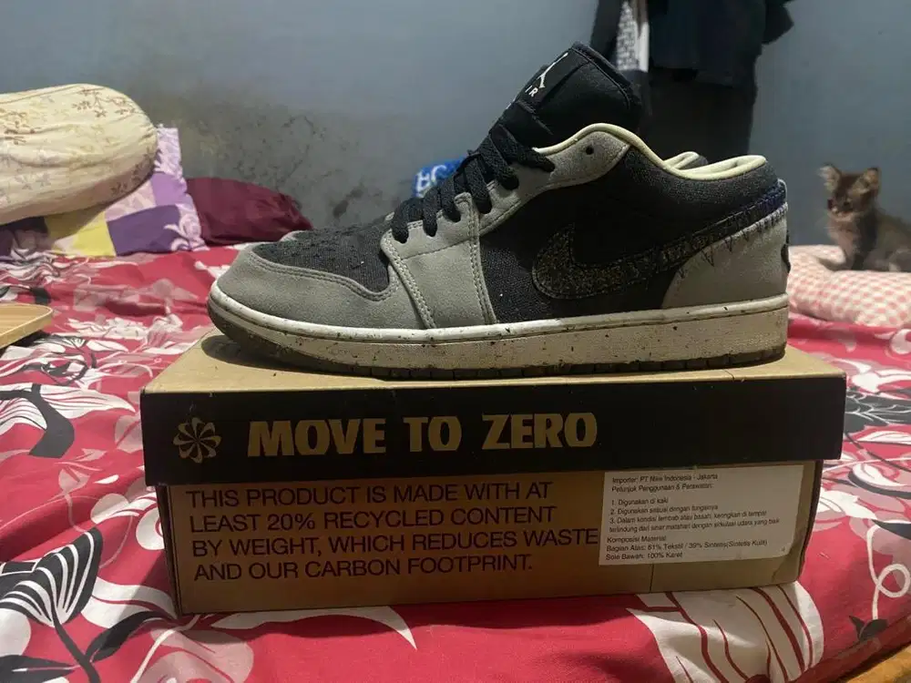 Air Jordan 1 Low SE Crater