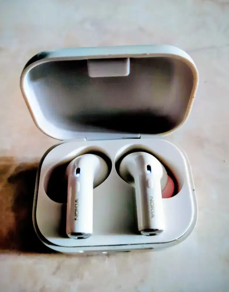 Tws original Nokia E 3500 headset bluetooth music & style