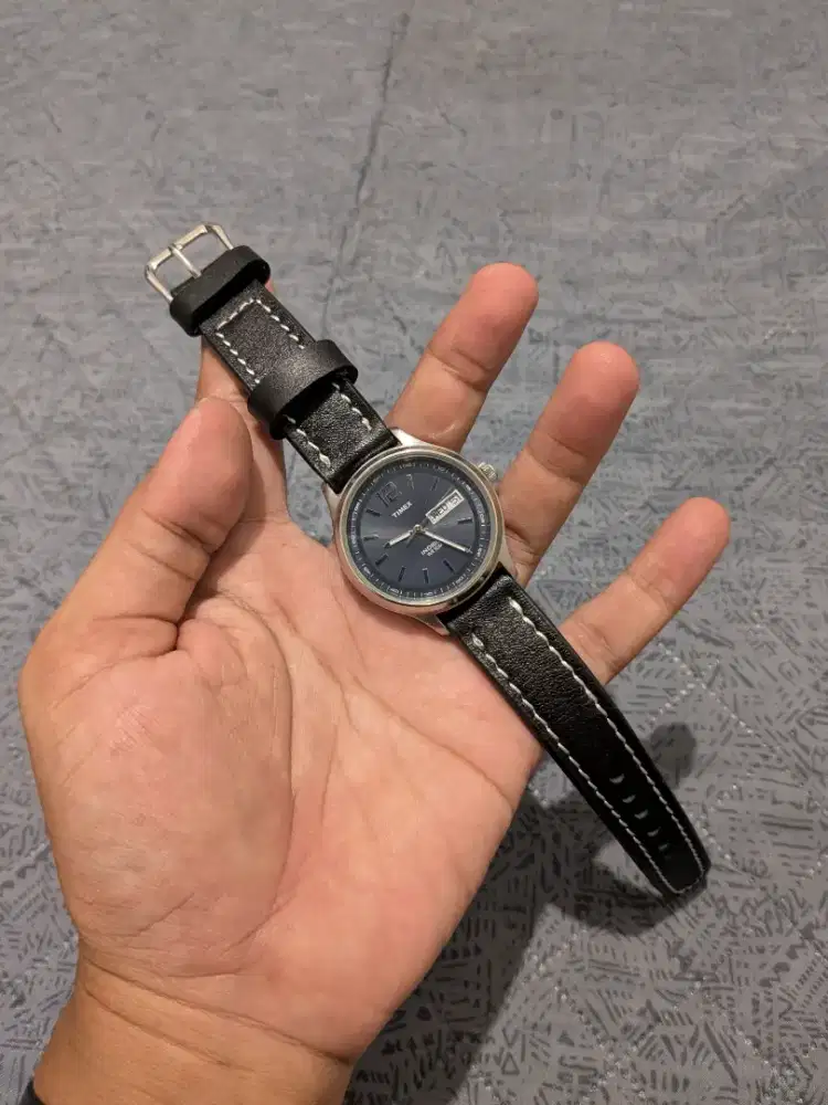 Jam tangab timex indiglo daydate original