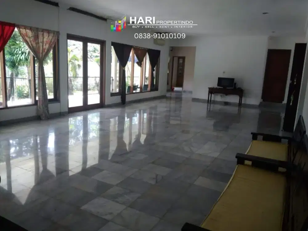 DIJUAL Rumah Mewah Kemang Timur - 5 Kamar Tidur, Luas 856 m2, Komplek Elit, Bebas Banjir