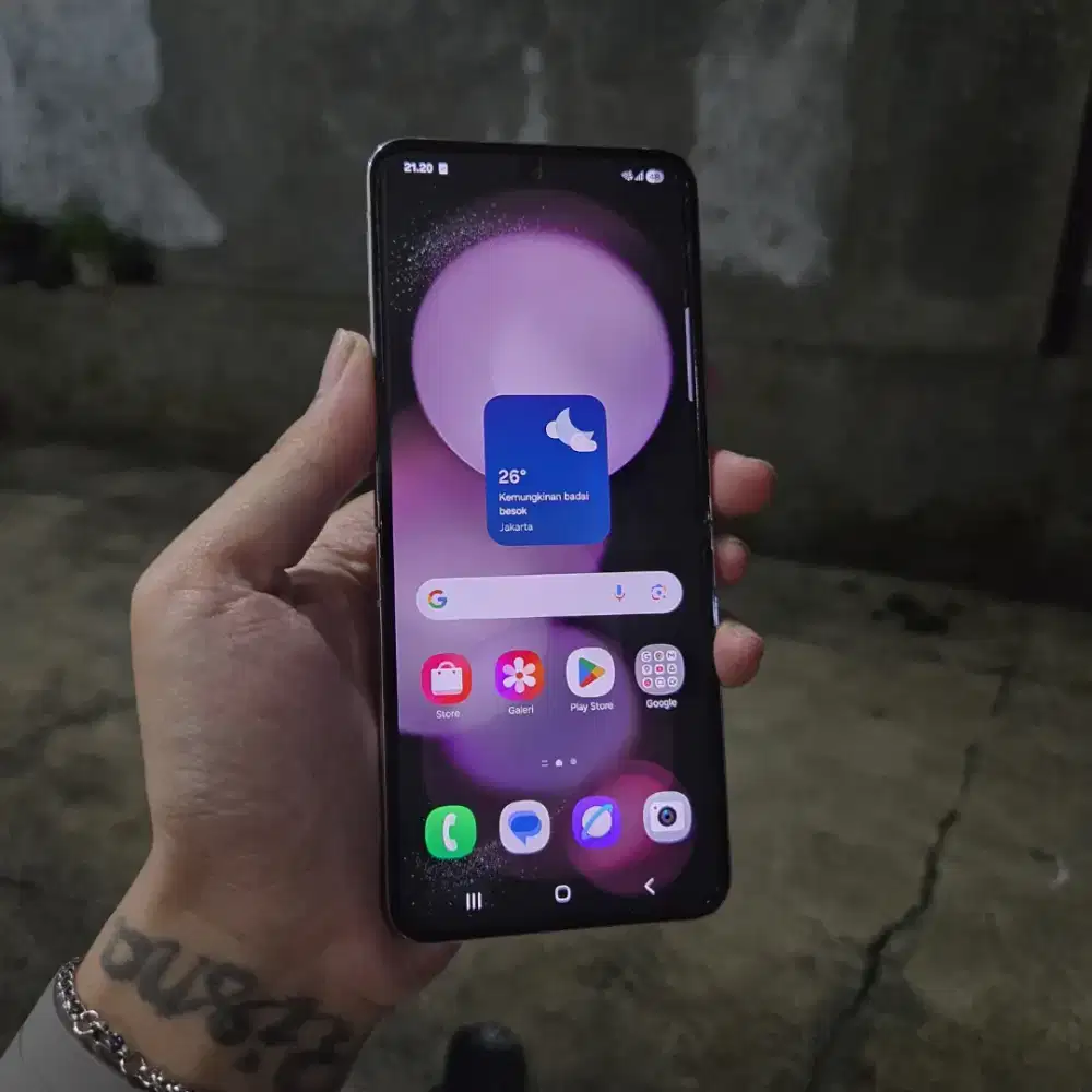 Samsung Z Flip 5 5G - 8 256Gb | Bekas | Second | 2nd