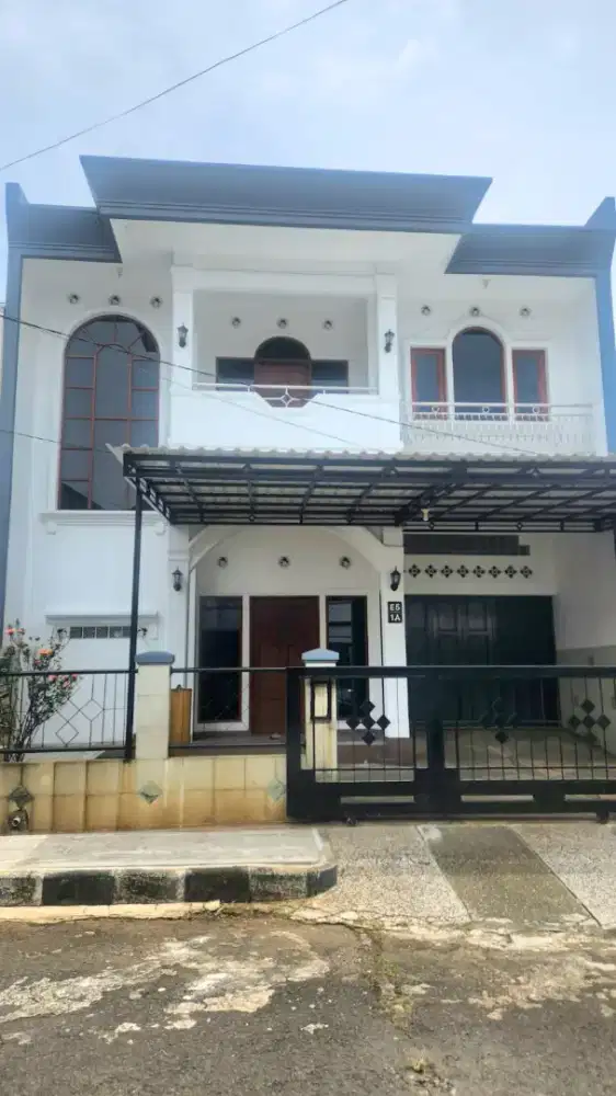 Disewakan rumah di perumahan taman mutiara cimahi