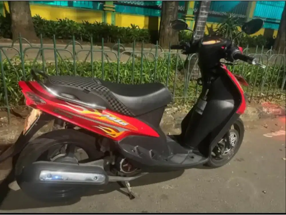 Yamaha Mio Smile Merah 2010 (Convert ke Mio Sporty)