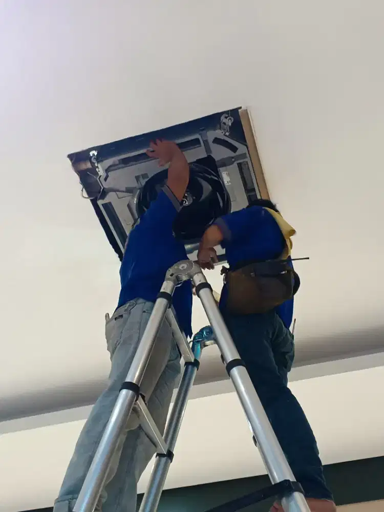 Jasa servis AC bergaransi dan terpercaya