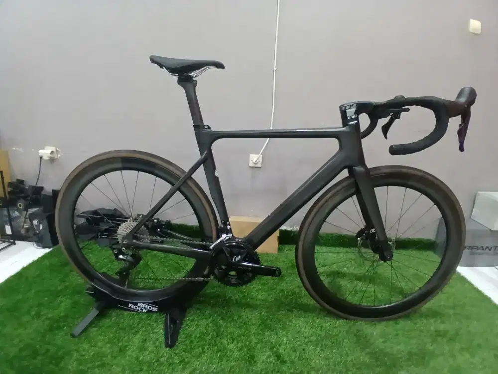 ROADBIKE POLYGON HELIOS A8X SIZE M 52 SECOND GOOD CONDITION