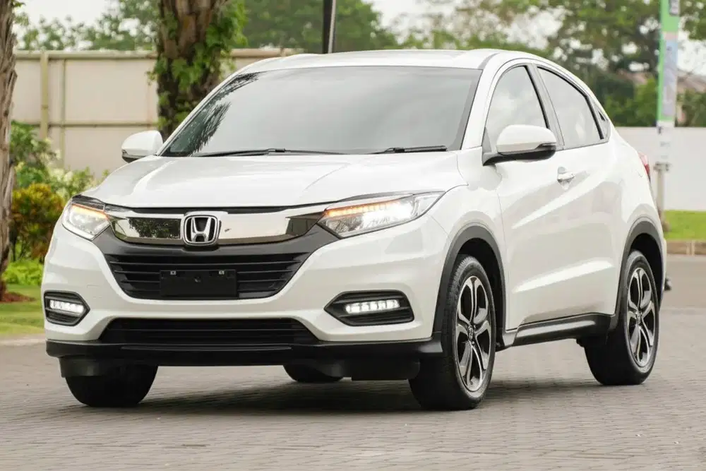 Heavy Duty! Honda HRV SE Special Edition 1.5L 2020 White cx3 city