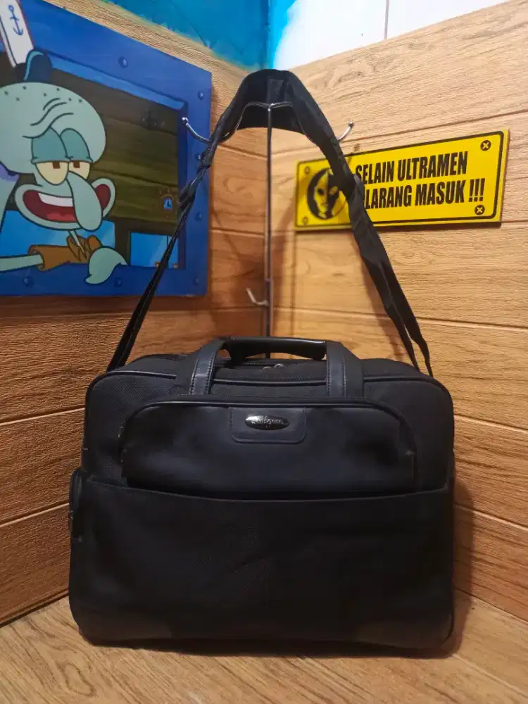 Tas slempang kerja samsonite second original 16inch