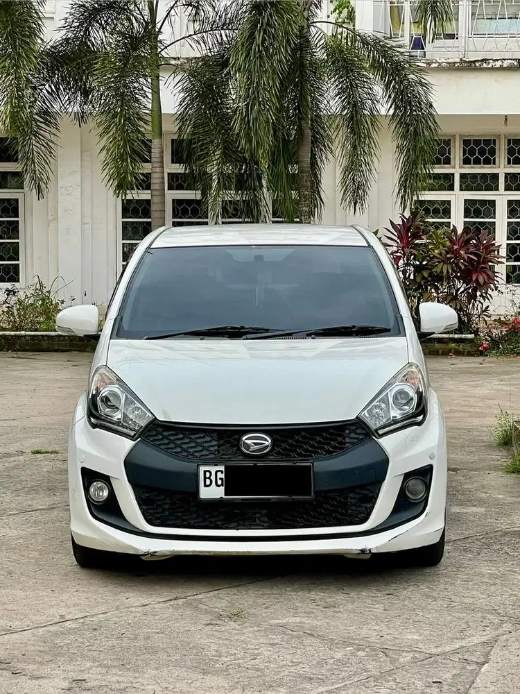 Daihatsu Sirion 1.2 AT 2015, KM 60 rb, DP 25 jt nego