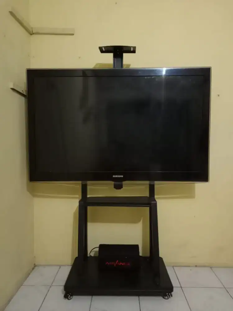 TV LED 55 INCH SAMSUNG BUKAN LG SHARP TOSHIBA PANASONIC AQUA XIAOMI