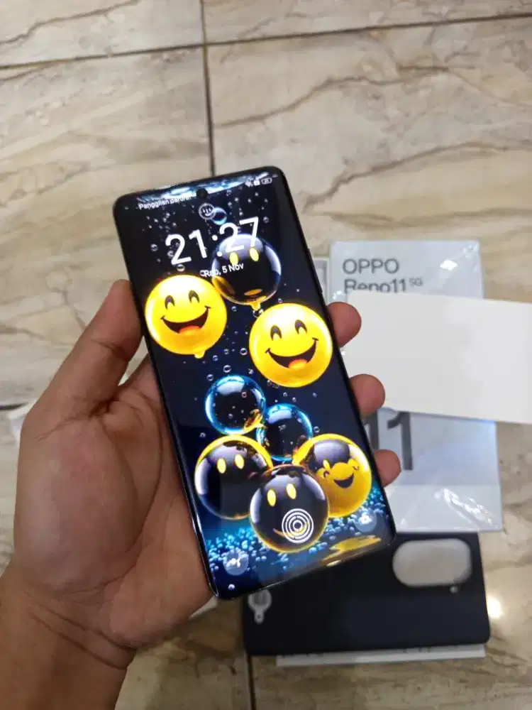 Oppo Reno 11 5G Ram 8GB+8GB / 256GB LENGKAP FULLSET ORI LIKE NEW