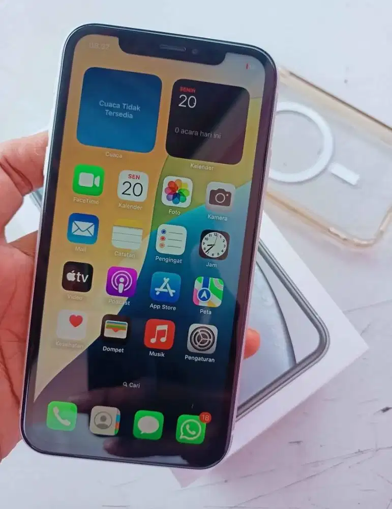 Iphone XR 128 cari bt/tt android iphone jababeka