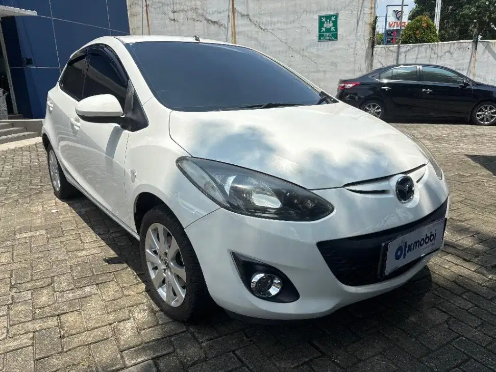 LOW DP Mazda 2 1.5 V Bensin-AT 2013 EKR