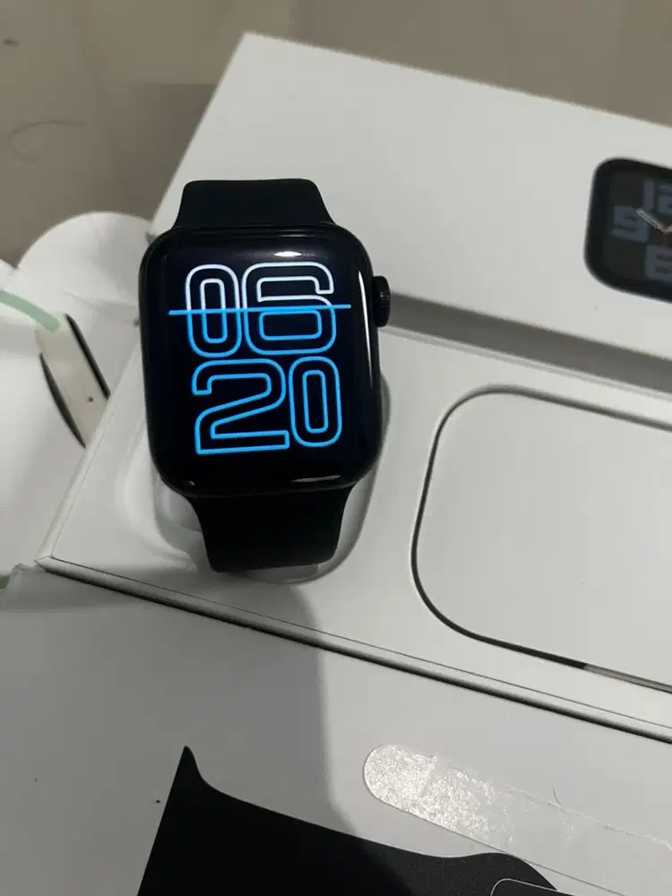 Apple Watch SE Gen 2 40mm Midnight