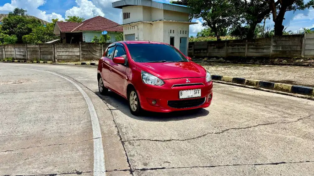 Mitsubishi Mirage tahun 2014 Manual