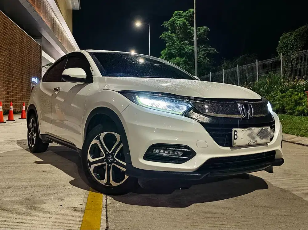 (HARGA CASH) '19 HRV SE AT, ANTIK TERAWAT