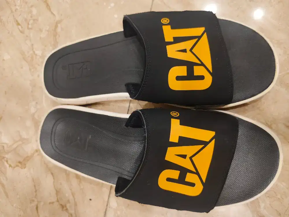 Sendal Pria Slipper Merk CaterPillar Original