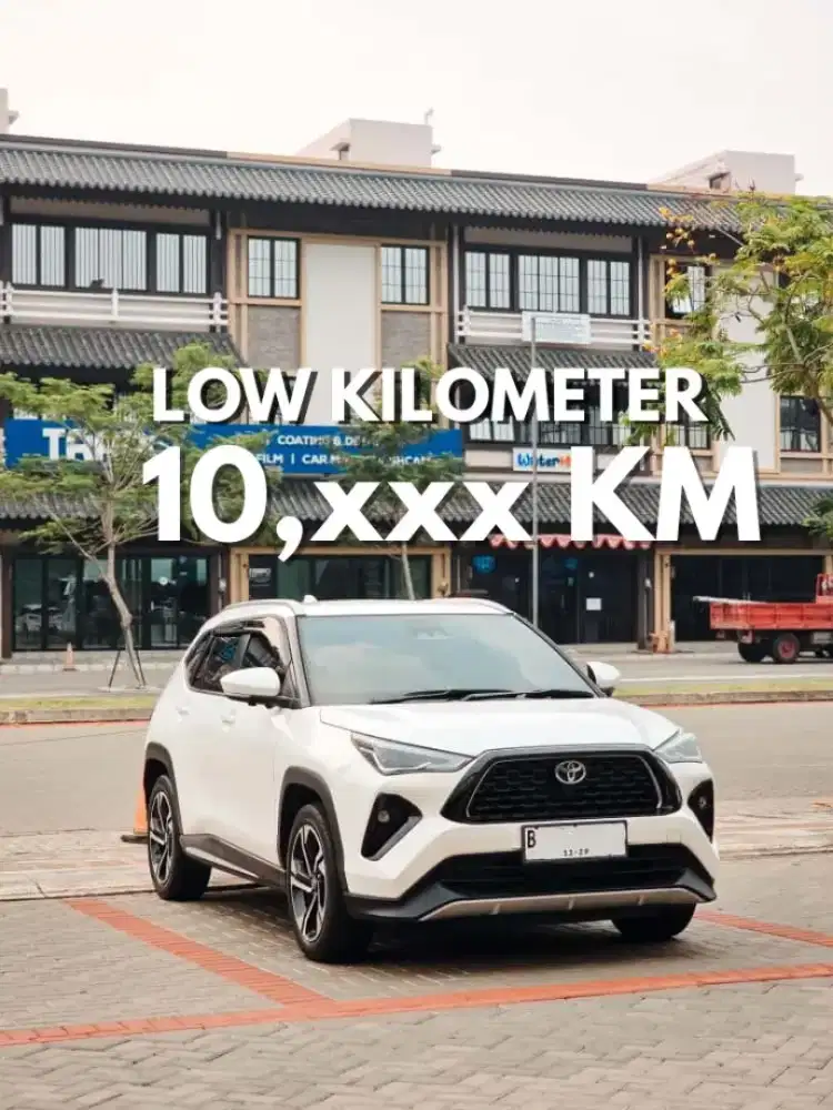 LOW KM Yaris Cross S CVT TSS Non Hybrid