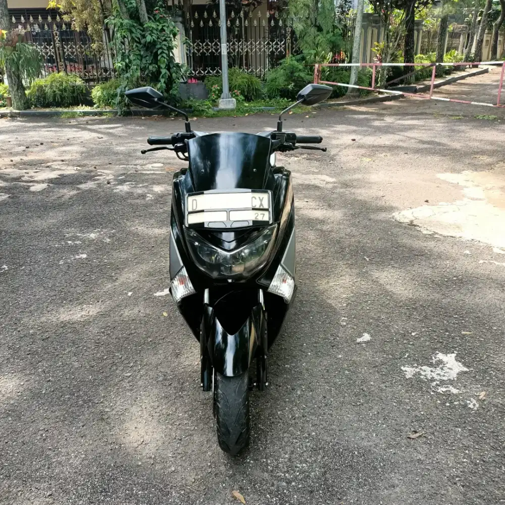 Jual cepat Yamaha N-Max tahun 2017 mulus