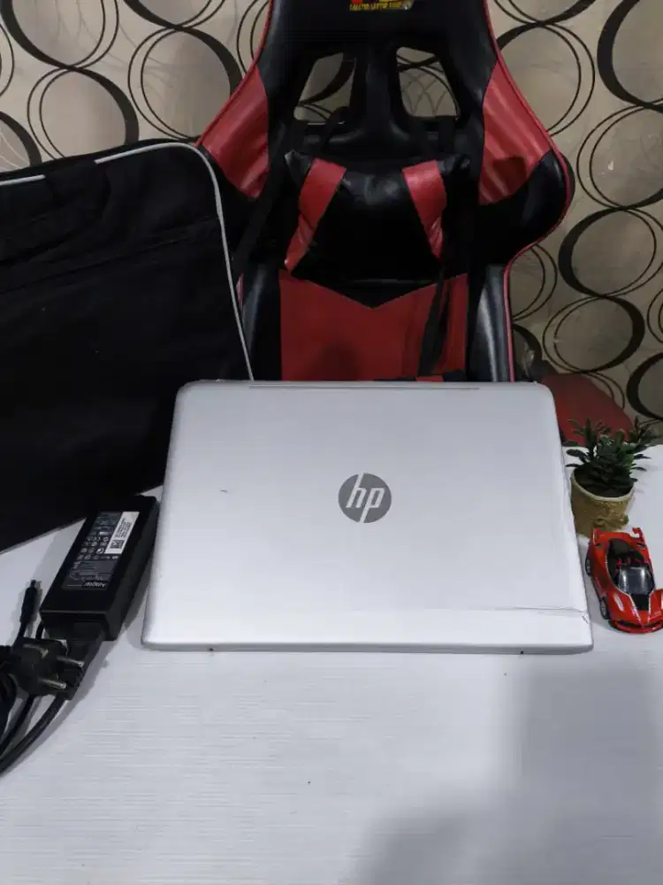 Laptop Superslim HP ENVY 13-F24 LAYAR QHD+ Superslim