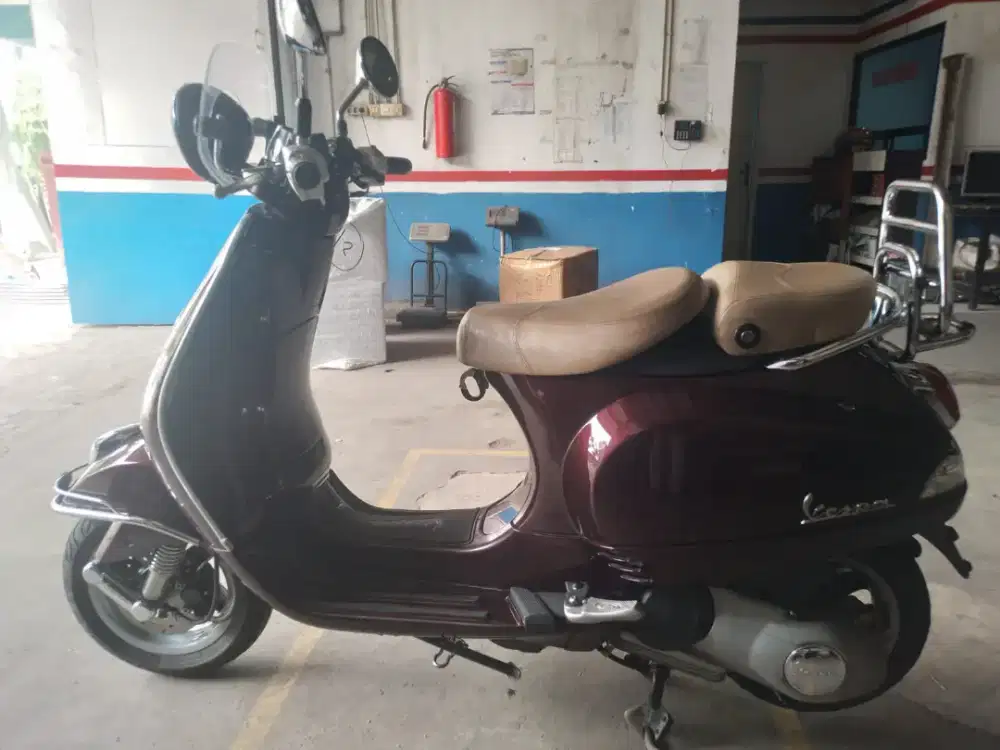 Vespa Matic LXV 2013 ( Jual Cepat)