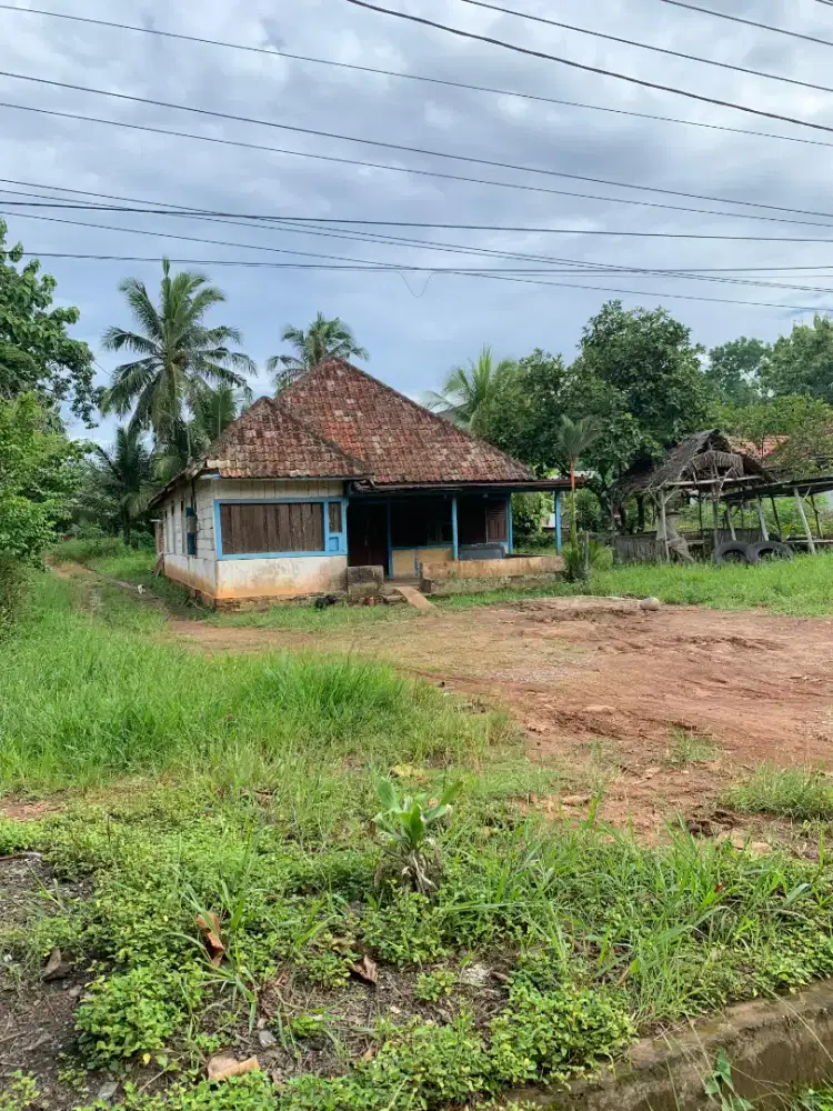 Jual tanah (pinggir Jalan)